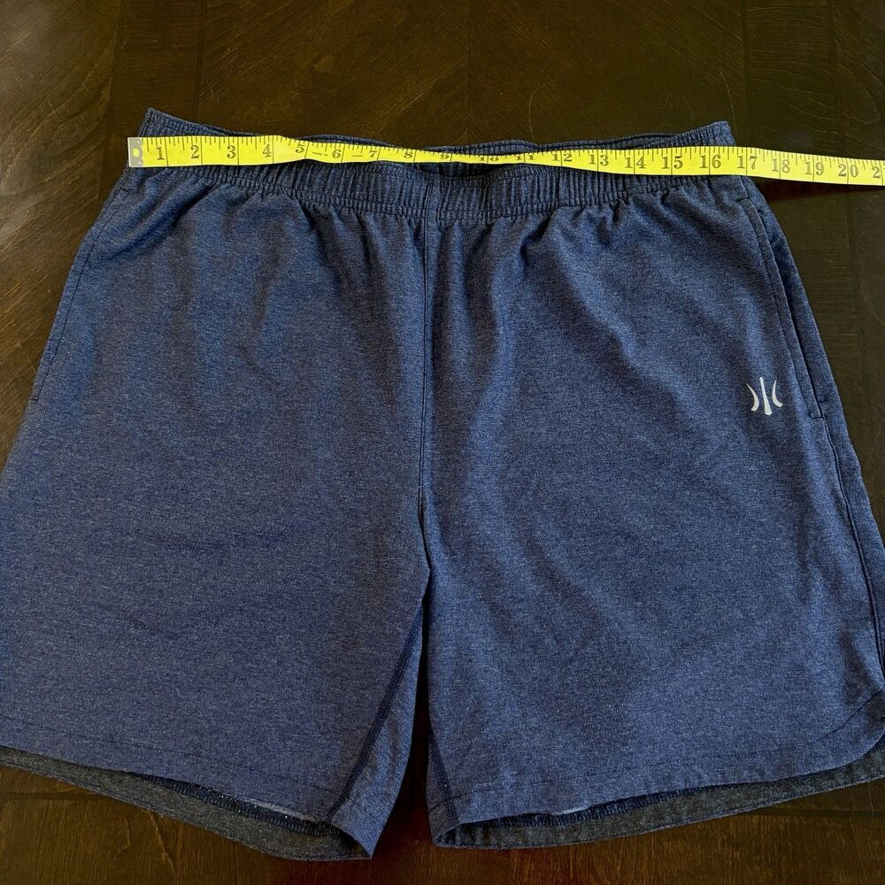 Rhone Performance Active Shorts Mens L Blue Stretch Zip Pocket 7” Inseam Running - Picture 9 of 10